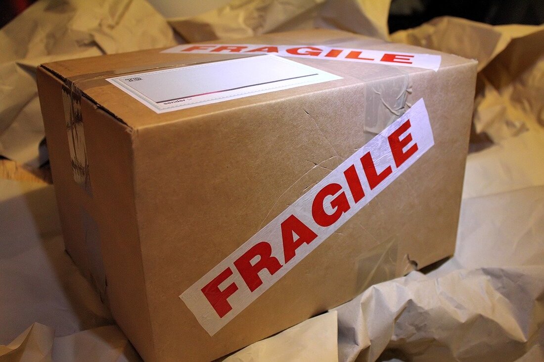 Labelling boxes will help you find your items in storage. 